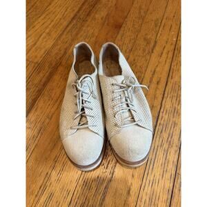 Kork-Ease Shoes Womens Size 8M Beige Perforated Leather Lace Up Casual Comfort